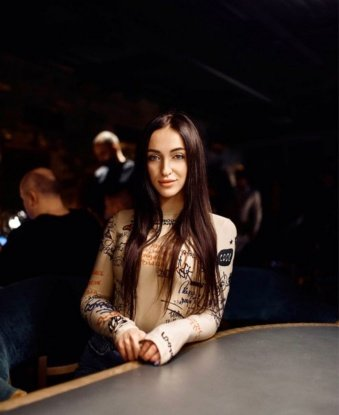 Злата, 22 года